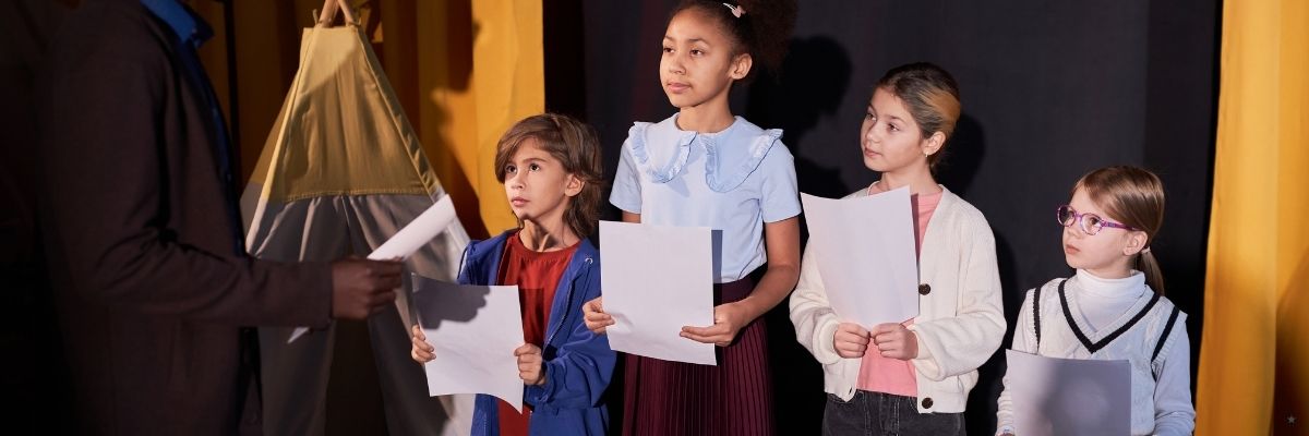 Drama Kulübünden Sınıf Tiyatrosu: Adım Adım Rehber